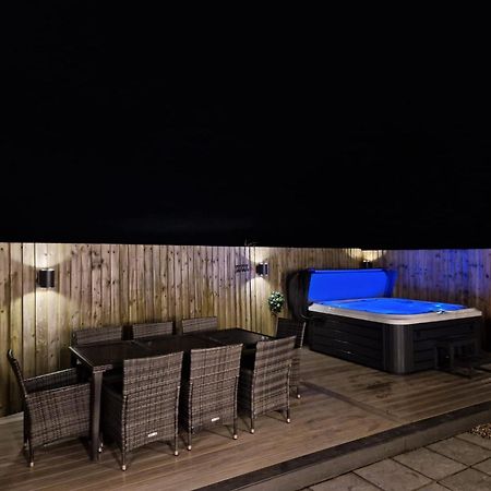 No 1 The Paddock - Spacious Holiday Home With A Hot Tub بود المظهر الخارجي الصورة